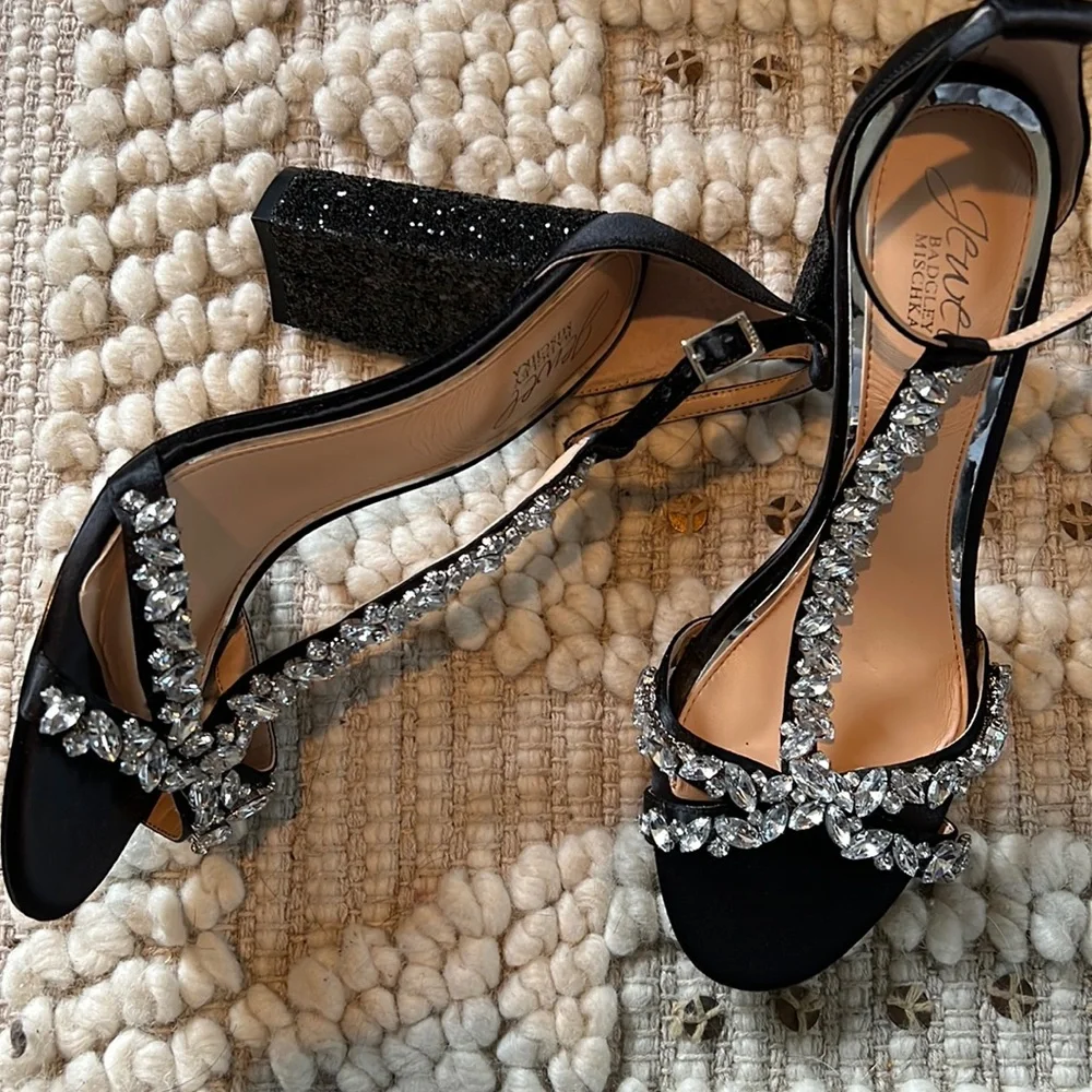Badgley Mischka crystal sandals high heels size us8.5 - Picture 1 of 11